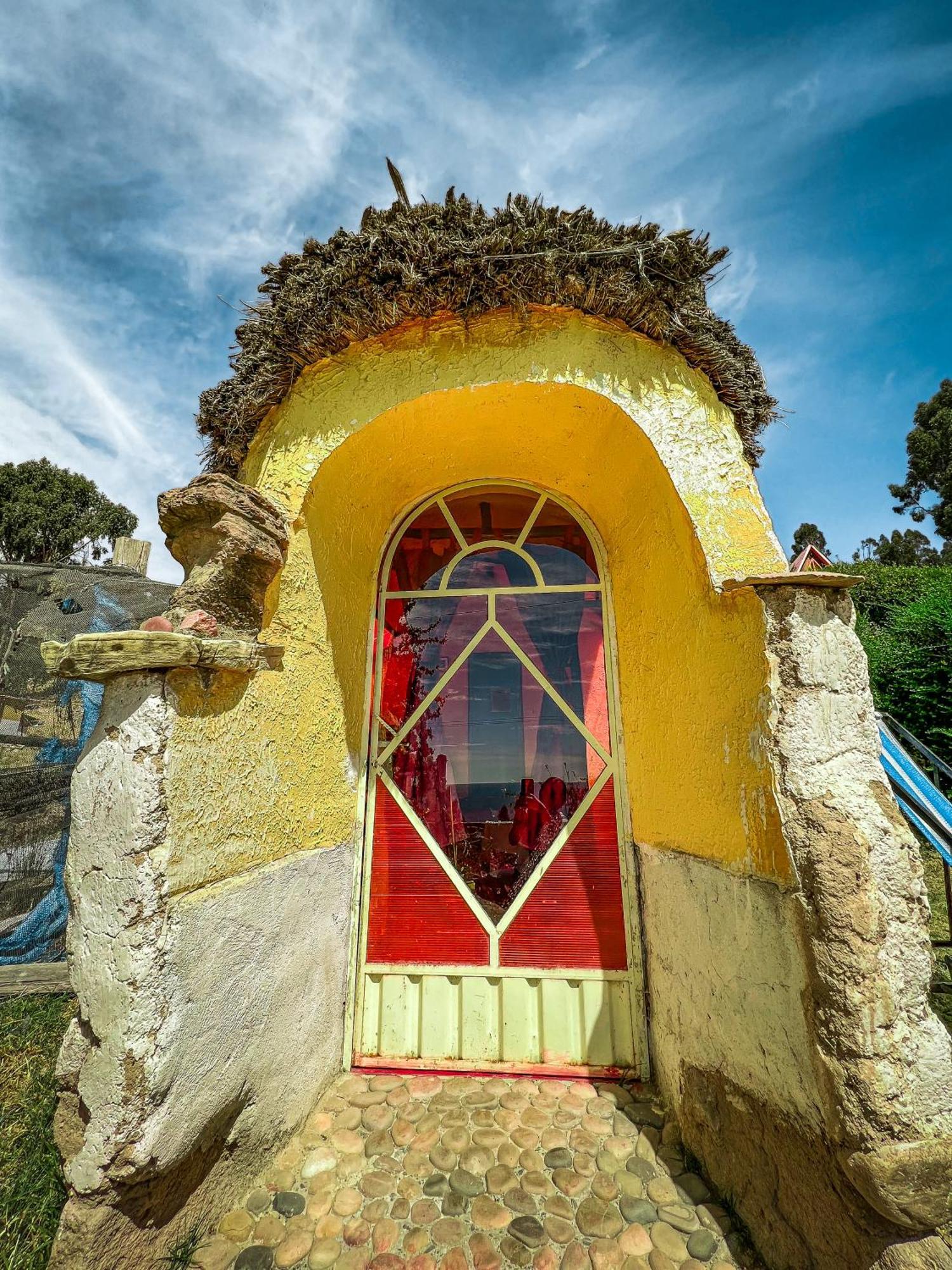 Hostal Sol Y Lago โกปากาบานา ภายนอก รูปภาพ