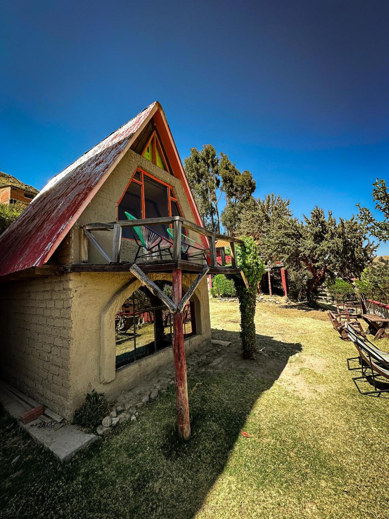 Hostal Sol Y Lago โกปากาบานา ภายนอก รูปภาพ
