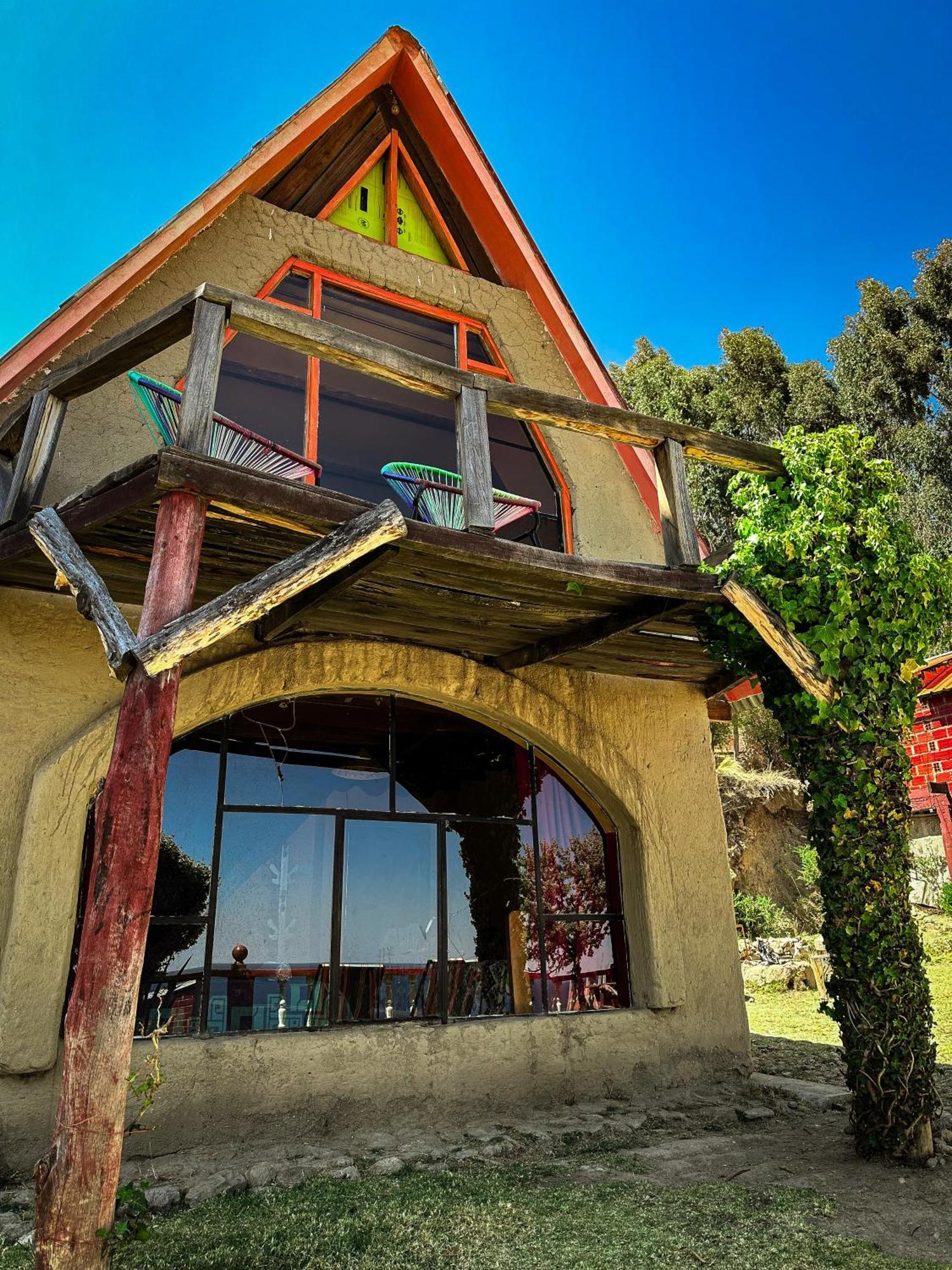 Hostal Sol Y Lago โกปากาบานา ภายนอก รูปภาพ