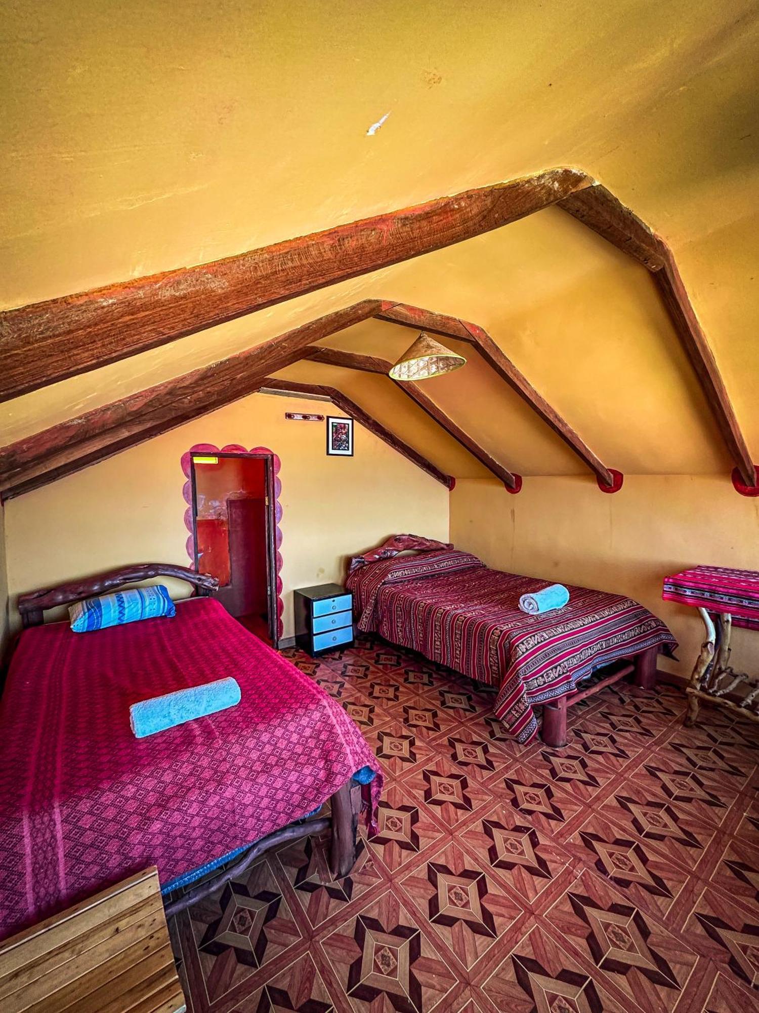 Hostal Sol Y Lago โกปากาบานา ภายนอก รูปภาพ